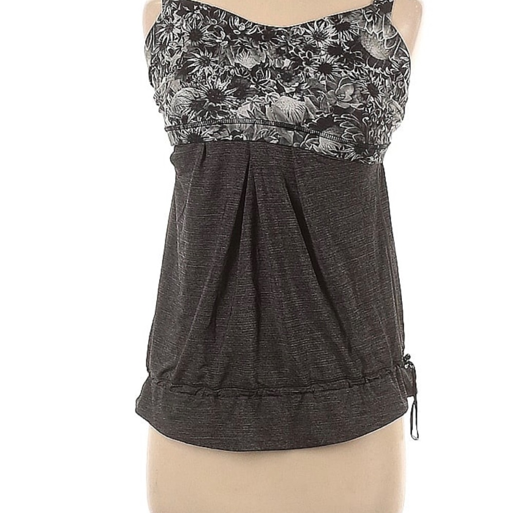 Lululemon Athletica size 10 active tank